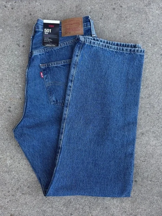 Brand New LEVI'S 501 90's MID RISE Medium Wash Boyfriend Jeans 29 W - Picture 7 of 8